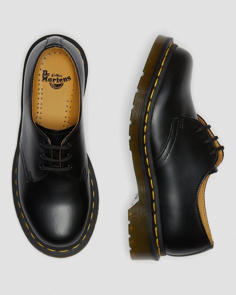 Black Women's Dr Martens 1461 Smooth Leather Oxfords Shoes | CA 371YXF